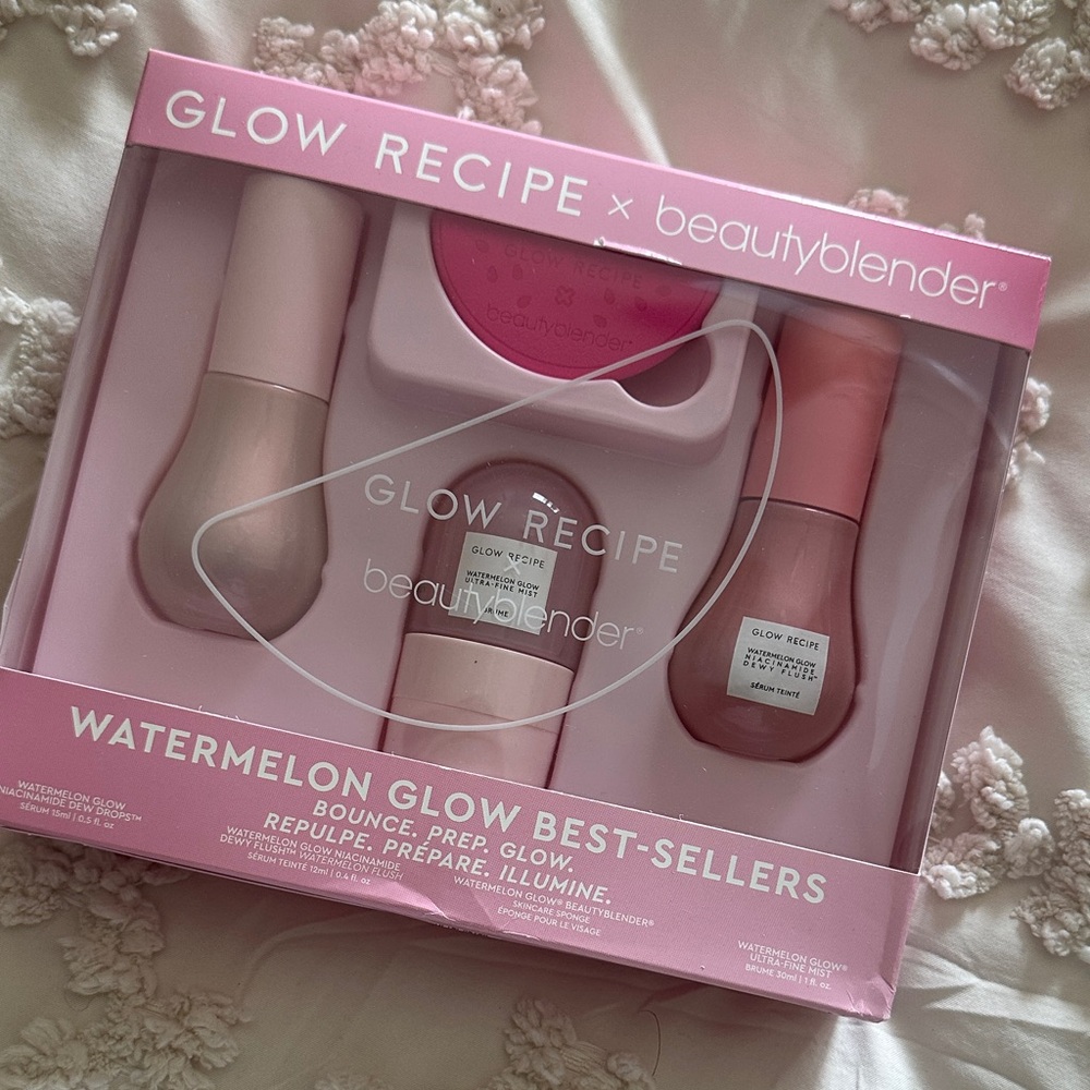 Brand New Glo Recipe x Beautyblender